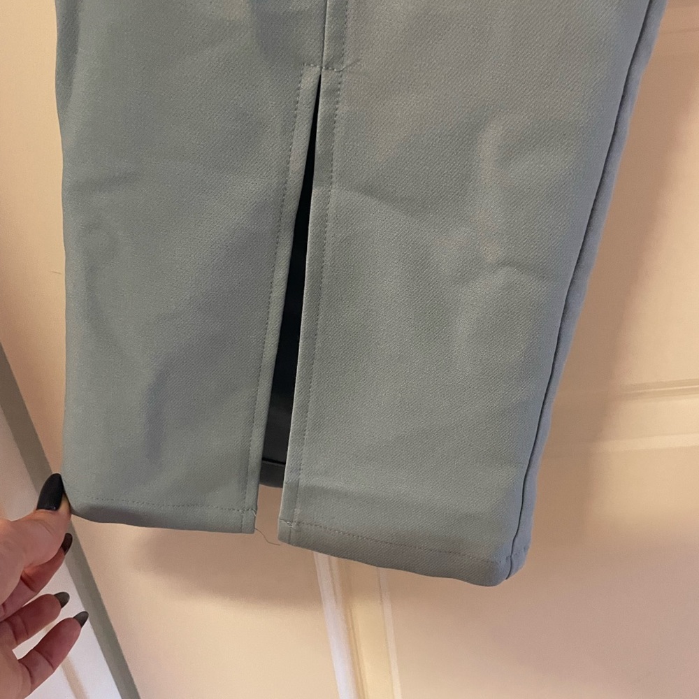4th & Restless Colorblocked Pants - Picture 4 of 5